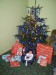 Vánoční stromeček, já a jen a jen s mojema dárečkama